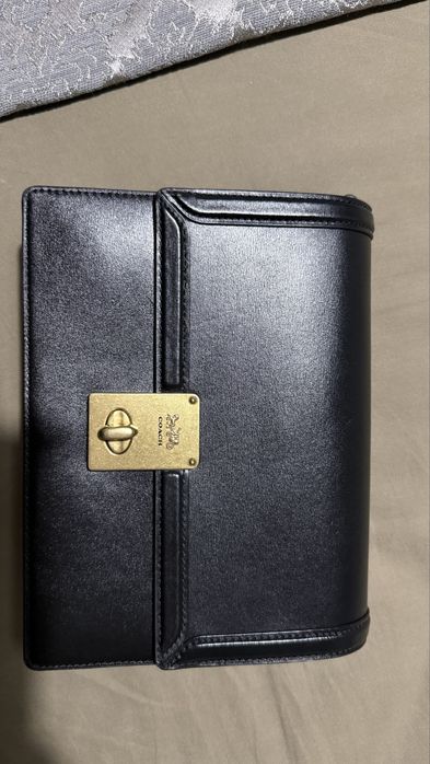 Продам сумку coach