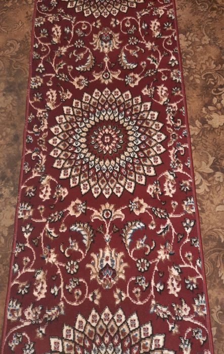 Дорожка новая бардовая