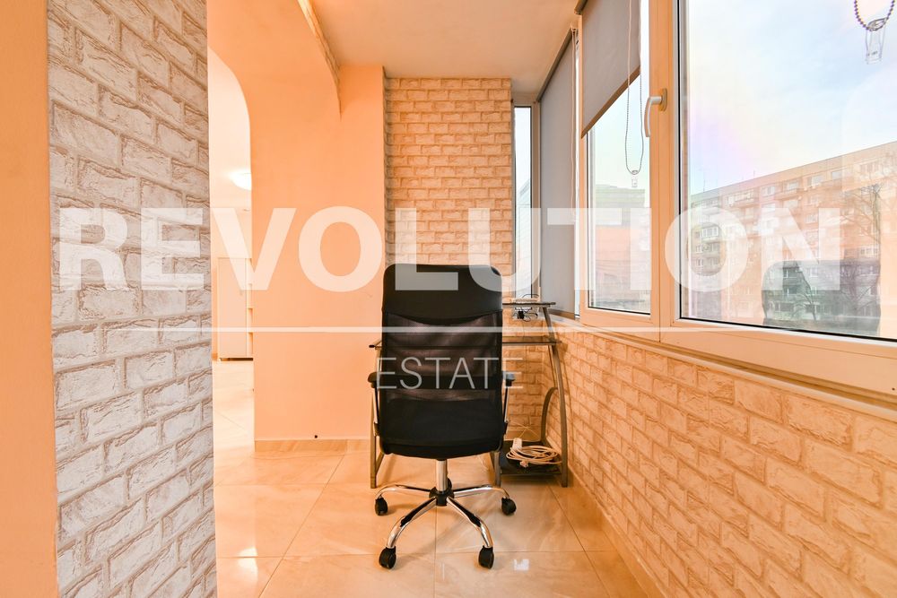 Двустаен апартамент в ж.к. Редута.