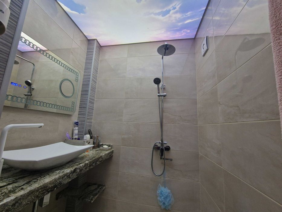 Тристаен апартамент за продажба в идеалния център на гр. Благоевград