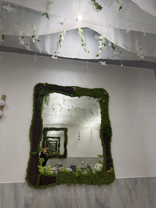 Продам зеркала в оформлении