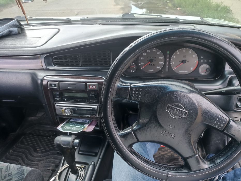 Продам ниссан блюберд