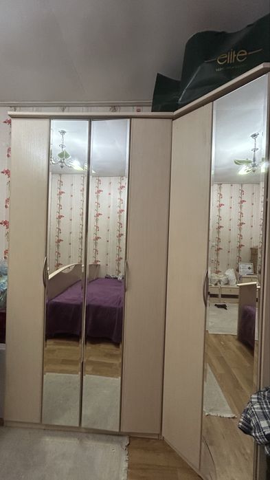 Продается спальный гарнитур