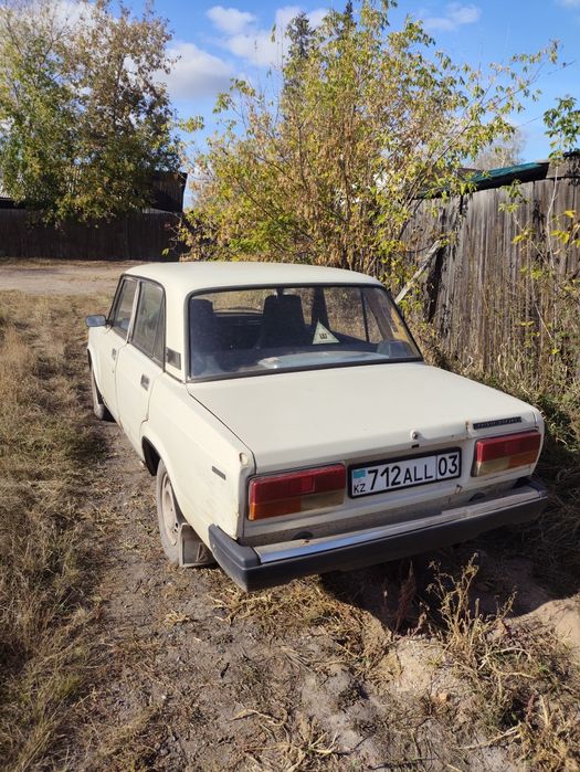 Продам ваз 2107 год 2000