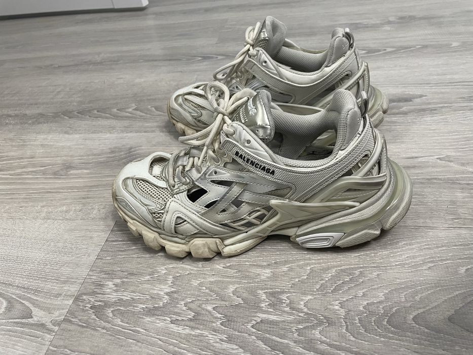 Balenciaga track 2