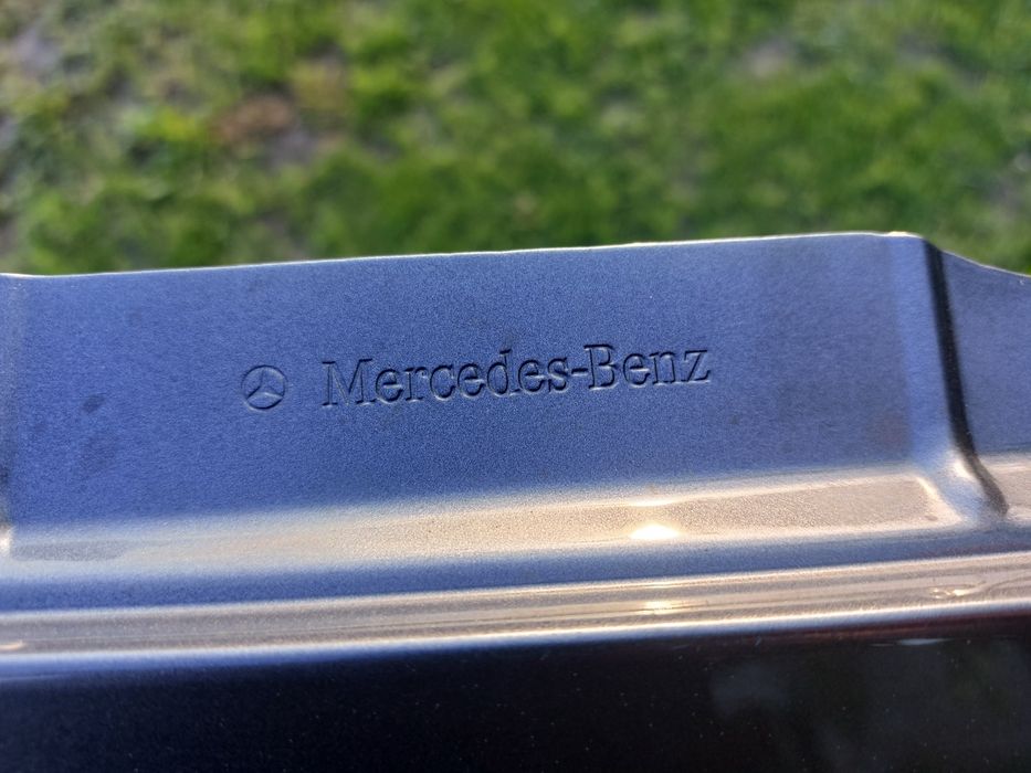 Aripa dreapta mercedes glb w247 x247 originala cod a2478810201