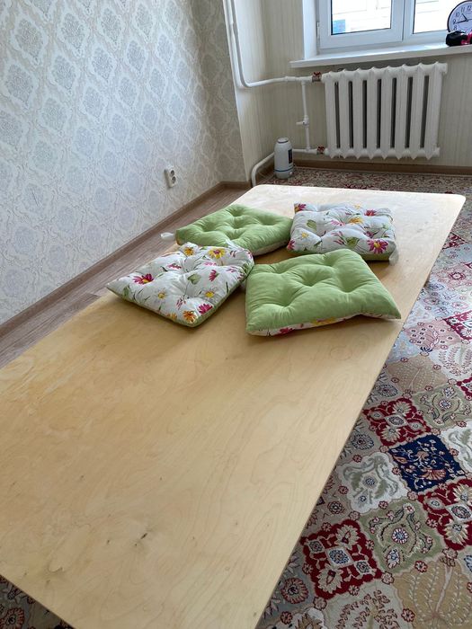 Стол раскладной.