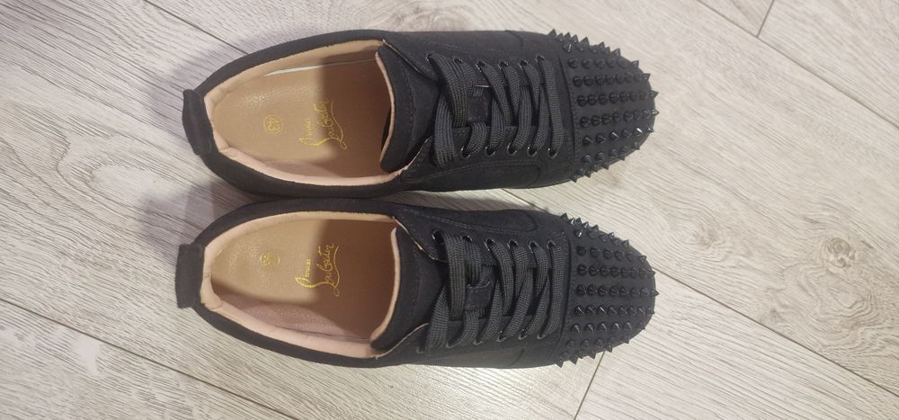 Christian louboutin red bottom