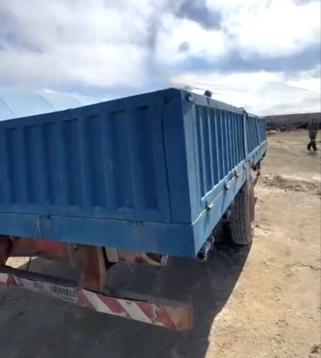 Прицеп тракторный, полуприцеп МТЗ