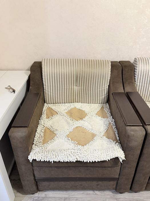 Продам диван в отоичном состоянии