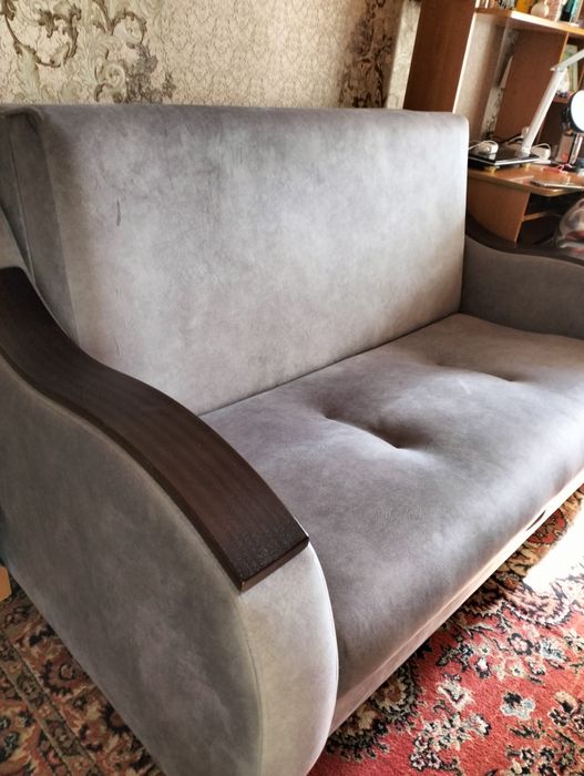 продам 2 дивана за 150000