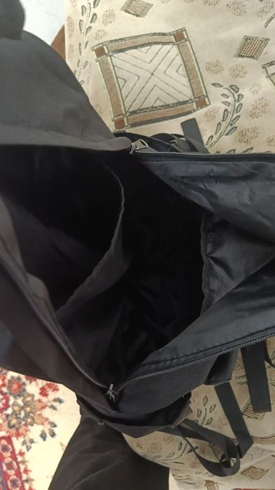 Чёрный рюкзак с лентами