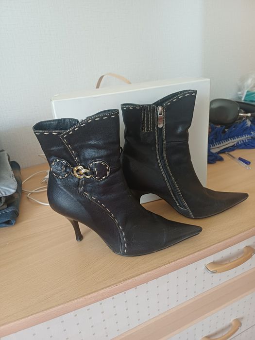 Полусапожки кожанные на каблучке