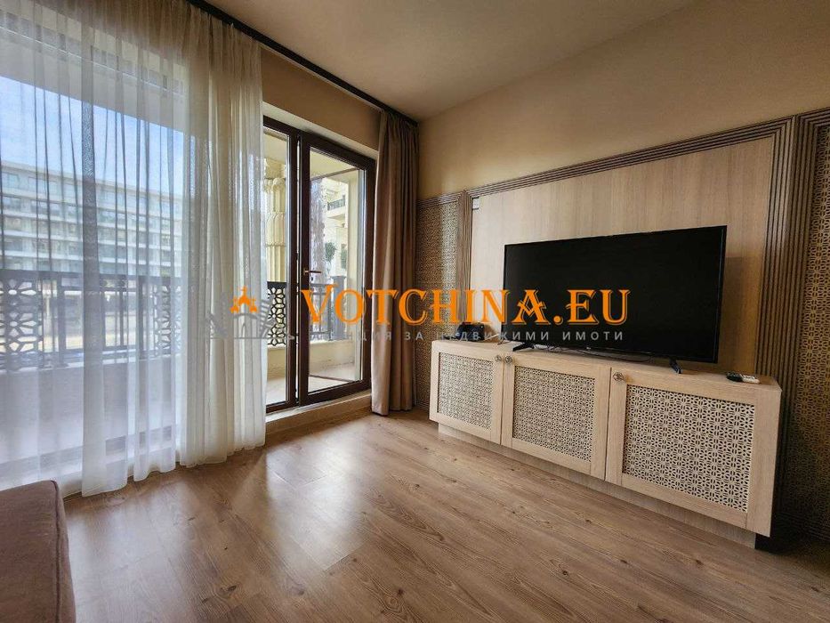 Продава се Двустаен апартамент в Варна, Център - 82 кв.м за 1708 €/кв.м - Снимка #4