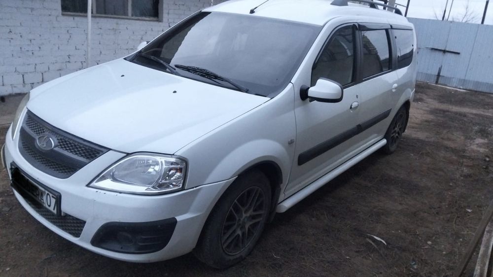 Продам машину ларгус