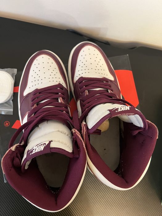 Adidasi Nike air Jordan 1 High OG Bordeaux 43