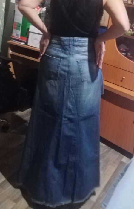 Дънкова пола -М / Л размер