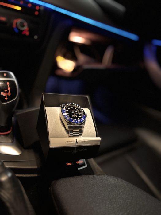 DAVOSA  purtat de cateva ori