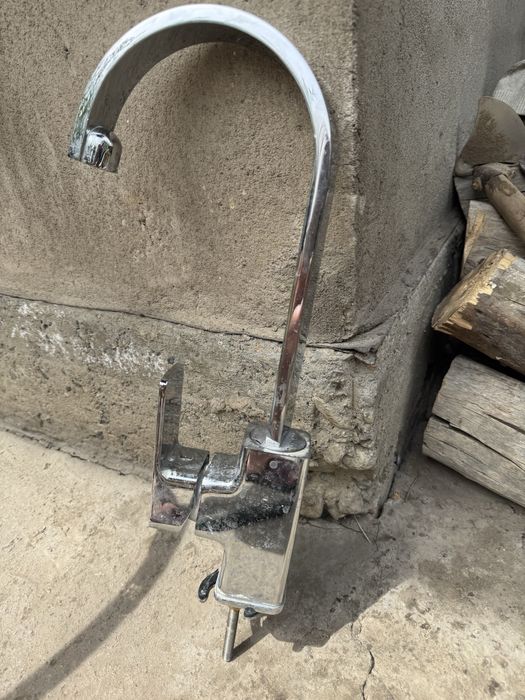 Смеситель для раковины