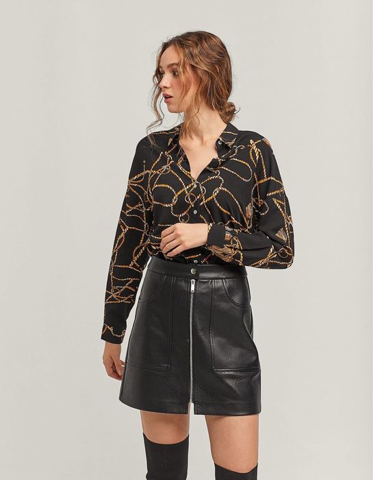 Stradivarius кожена пола с цип