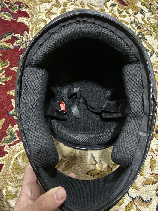 Skuter shlemi yaxwi holatda