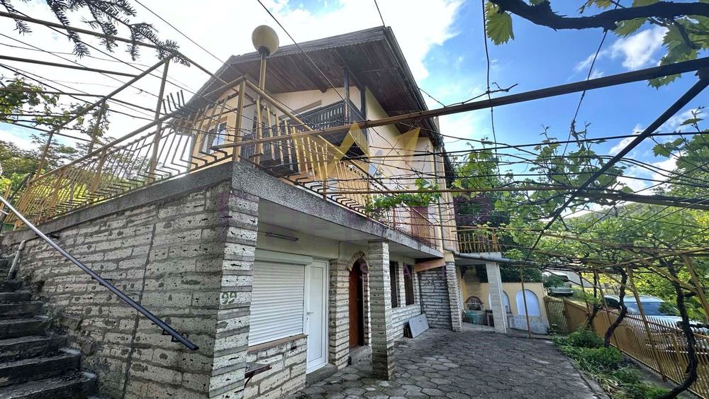 Къща в Добрич, област-гр.Балчик площ 170 цена 145500