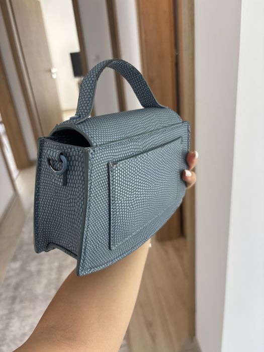 Малка синя чанта Zara