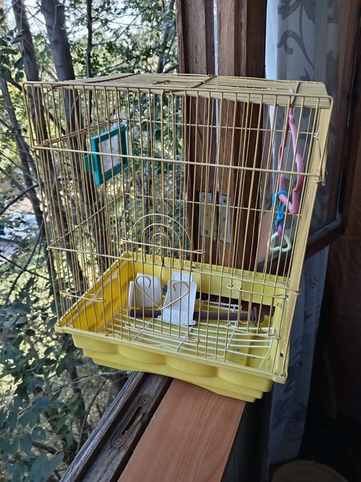 Клетка для птиц средняя