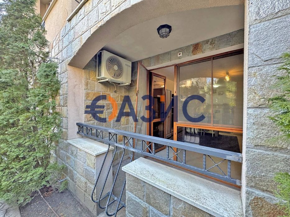 Продава се Двустаен апартамент в к.к. Слънчев бряг - 68 кв.м за 938 €/кв.м - Снимка #12