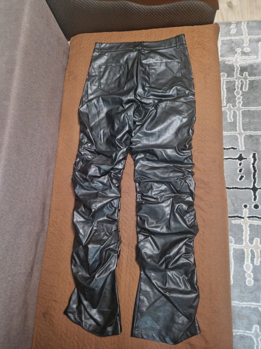 Pantaloni de piele teenwear