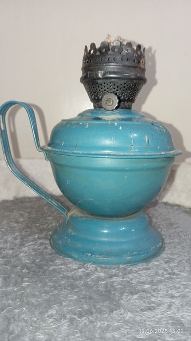 Керосиновая лампа