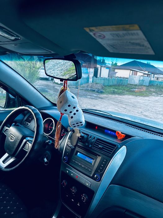 geely emgrand x7 2013 года на механике