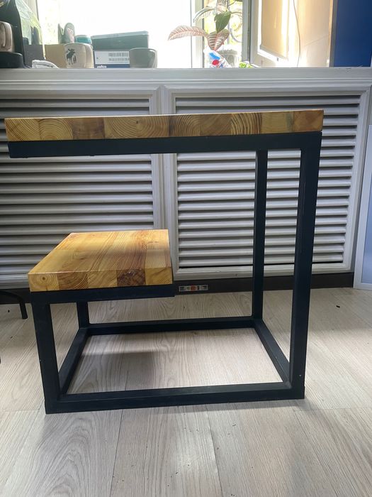 Столик журнальный