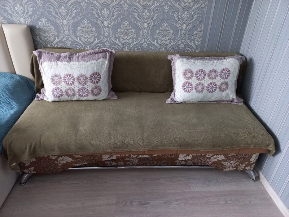 Продам диван складной