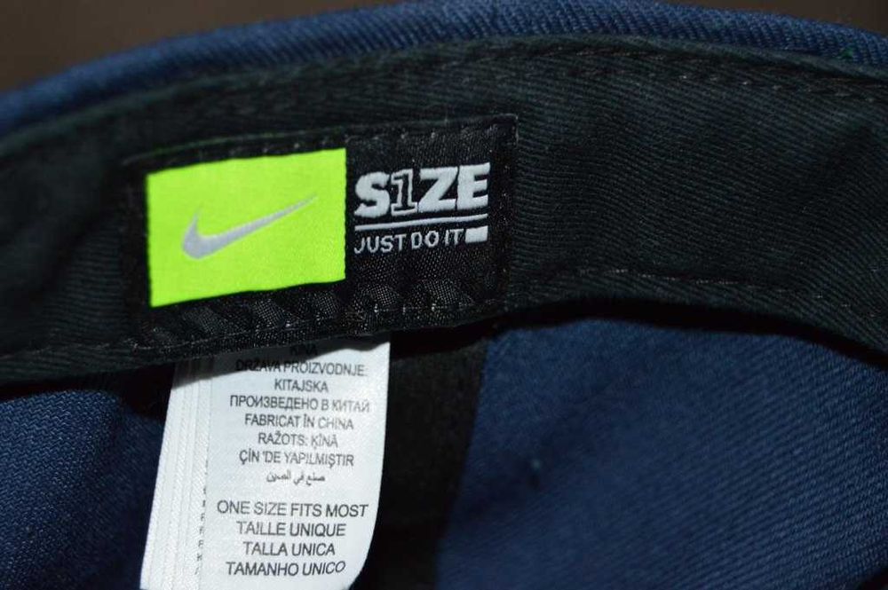 Sapca Nike Futura Pro Snapback Originala – Bleu-marin – Ca Noua