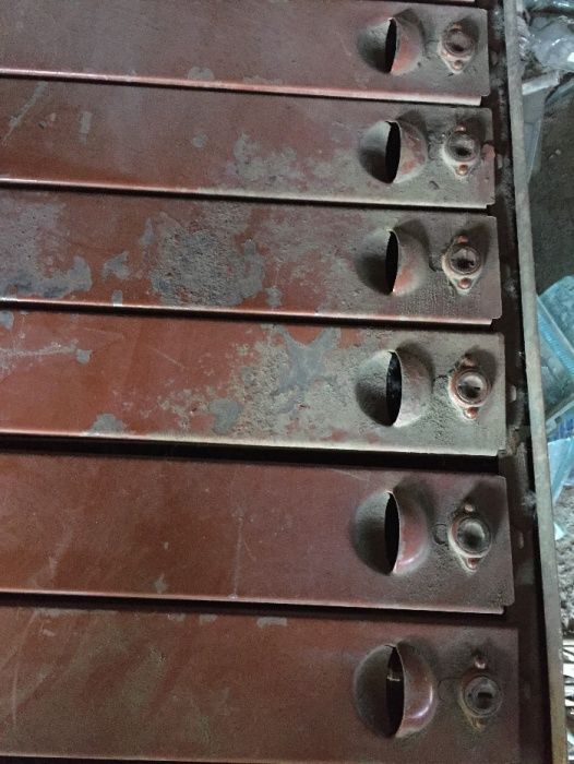 Почтовые ящики металлические