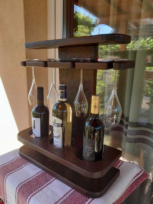 Vand suport pentru sticle de vin