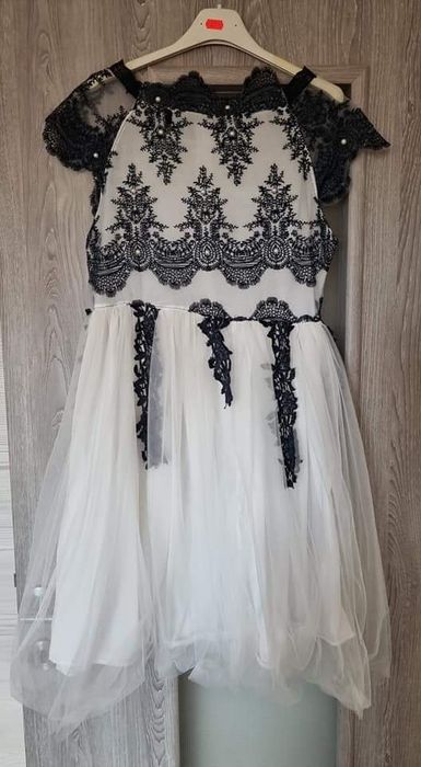 Rochie eleganta cu dantela