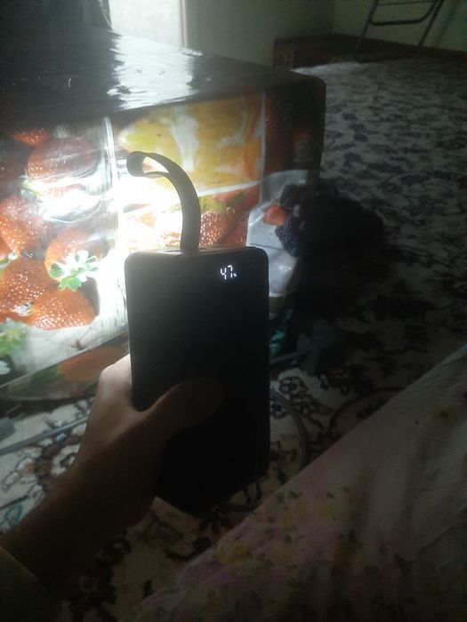 Power bank srochna sotiladi