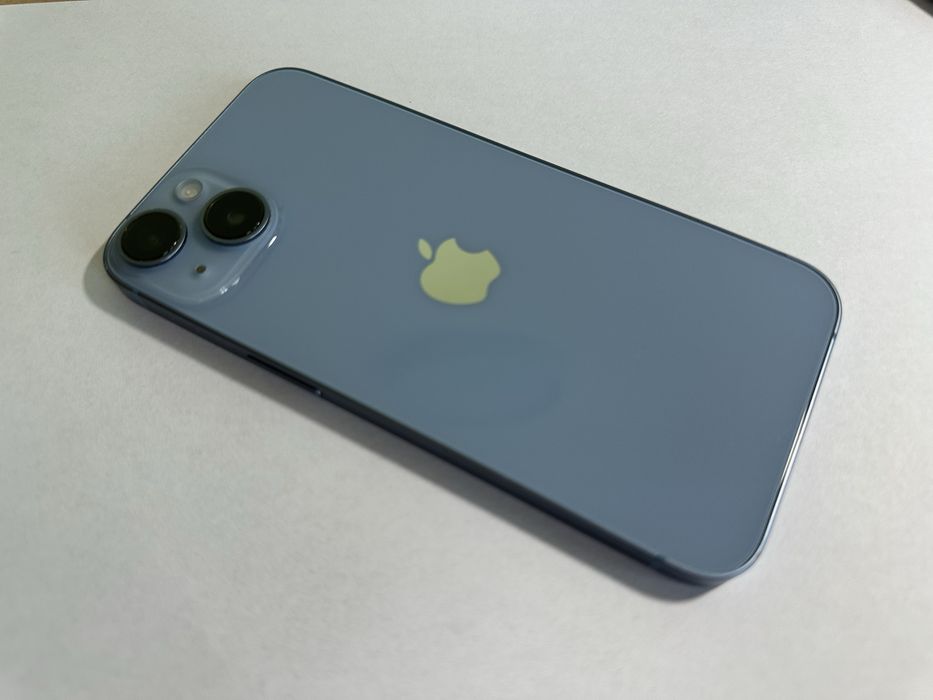 iPhone 14 Blue перфектен- заключен с iCloud - за части
