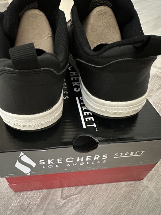 Обувь туфли для школы  Skechers размер 34