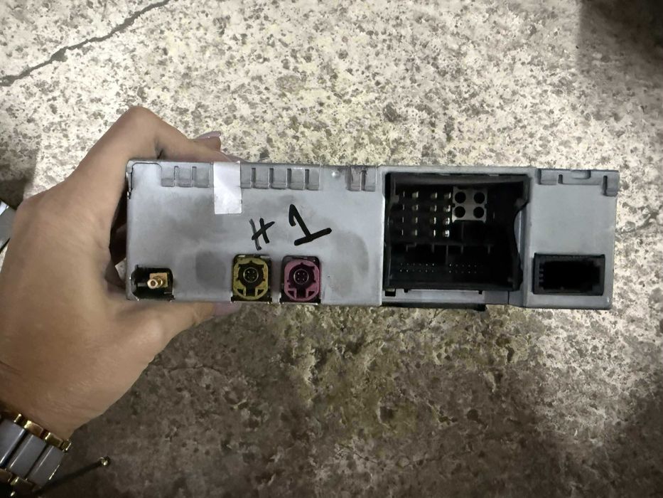 MEDIA,Радио,Навигация,Чейнджър 8T1 035 652 F ном 1