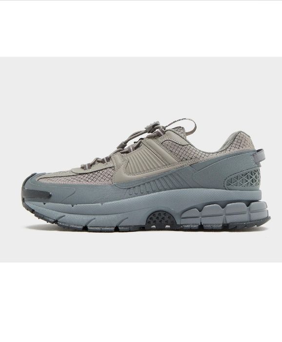 NIKE VOMERO ZOOM 43 (27.5cm) noi in cutie *adidas*puma*reebok