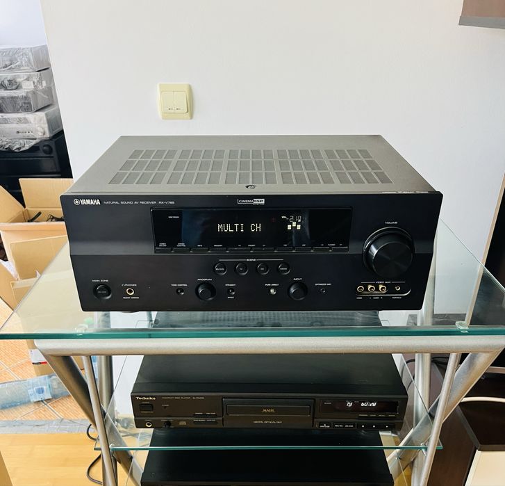 Receiver 7.2  Yamaha  RX V765