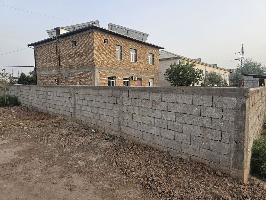 2 каватли бино сотилади пишган гиштдан курилган мулжал электросет