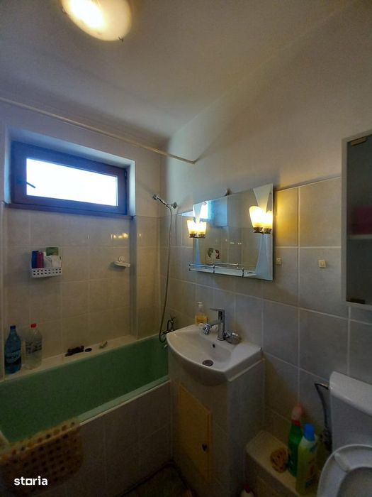 Ultracentral -G. Cosbuc, Aleea cu castani, ap. 2 camere, etaj bun !!