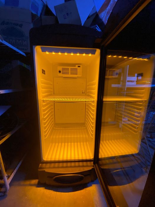 Продам холодильник