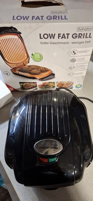 Grill Low Fatt pentru gătit pe ambele părți.