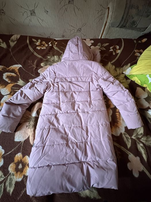 Зимняя куртка на девочку