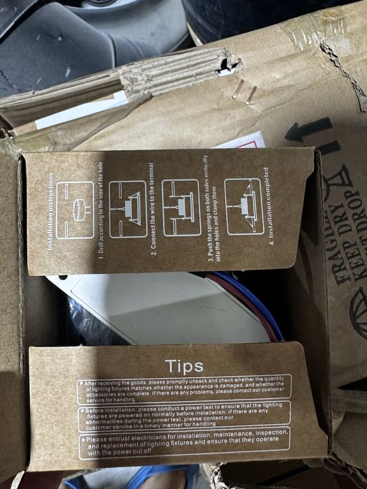 Продам споты новые срочно